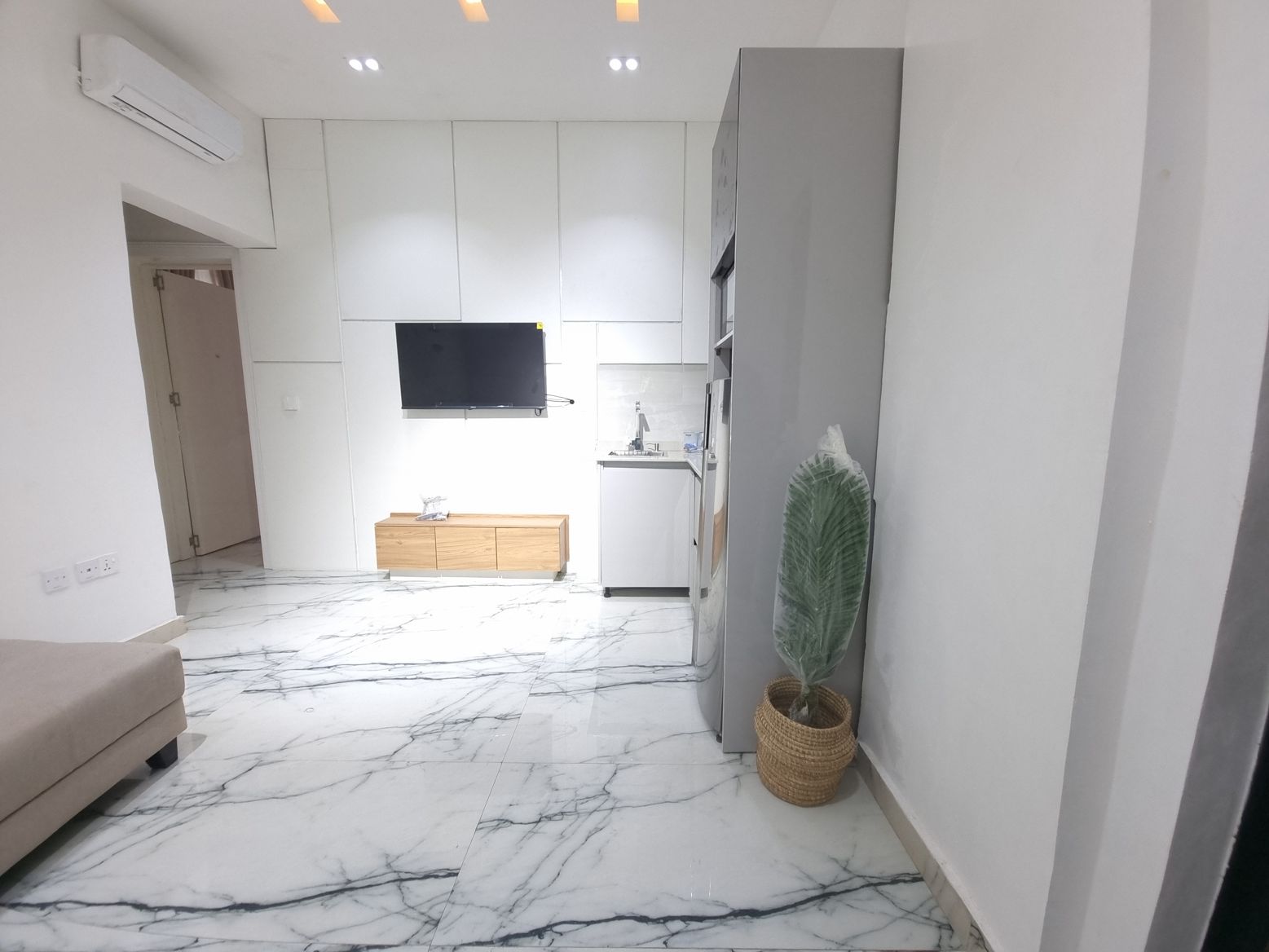 1 bed 12